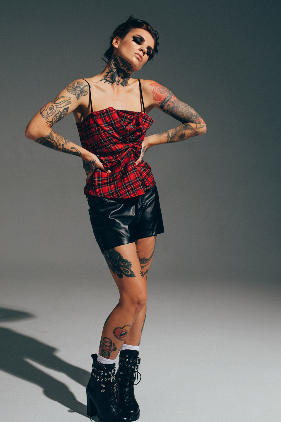 hot pants leather optic